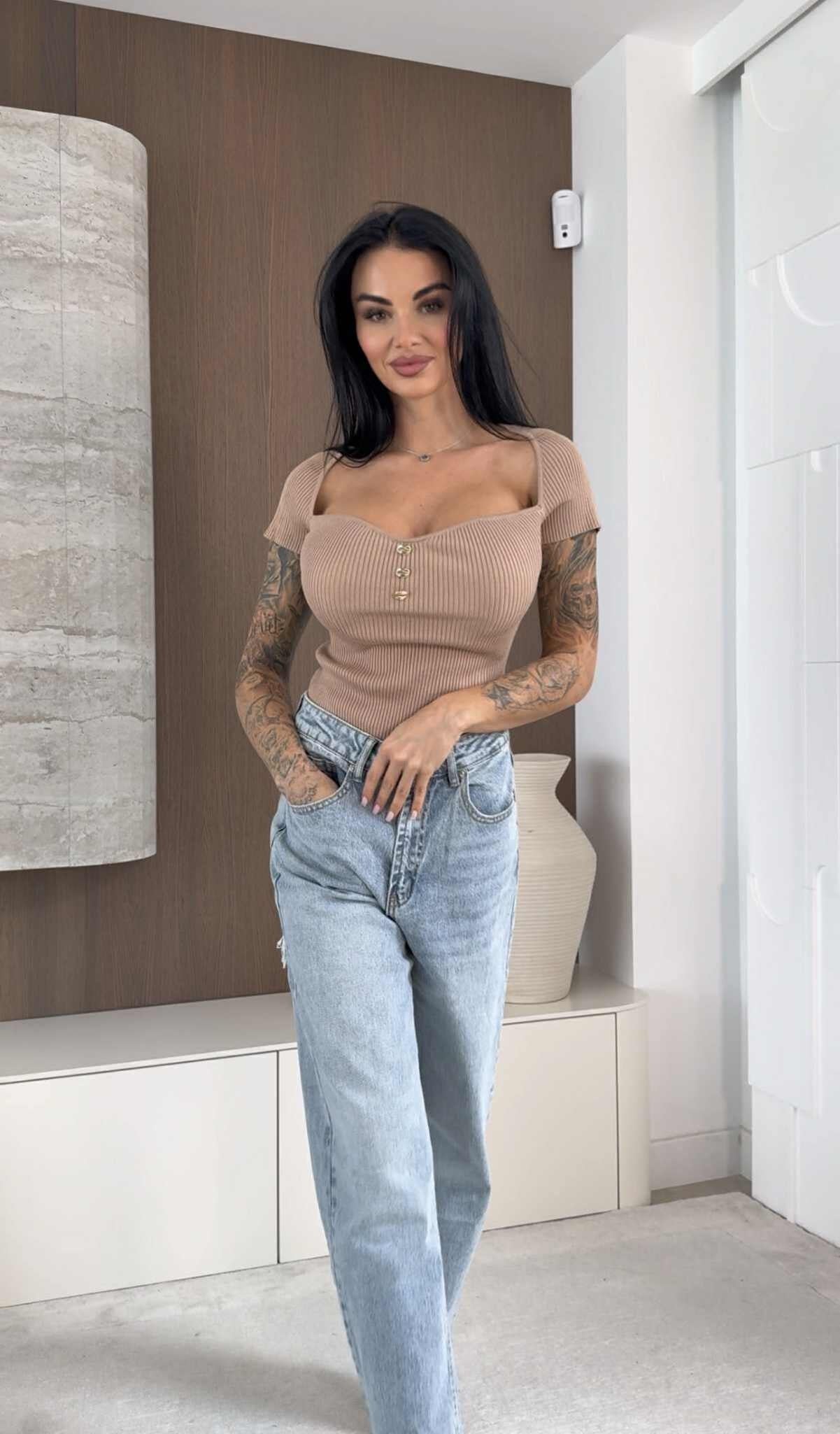 Blusa Milka rayada ecru